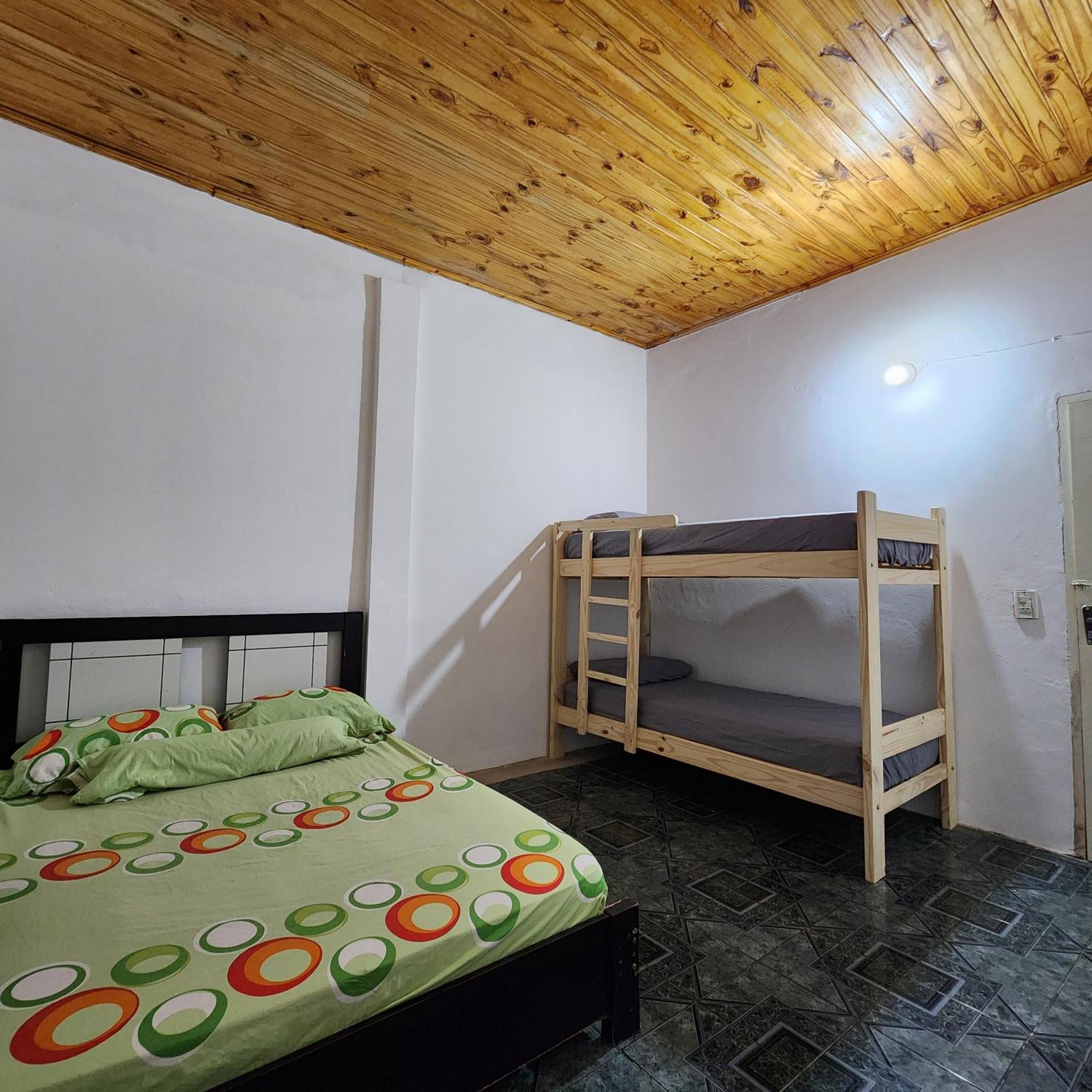 Hostel Lo De Kata Garupá Exteriör bild